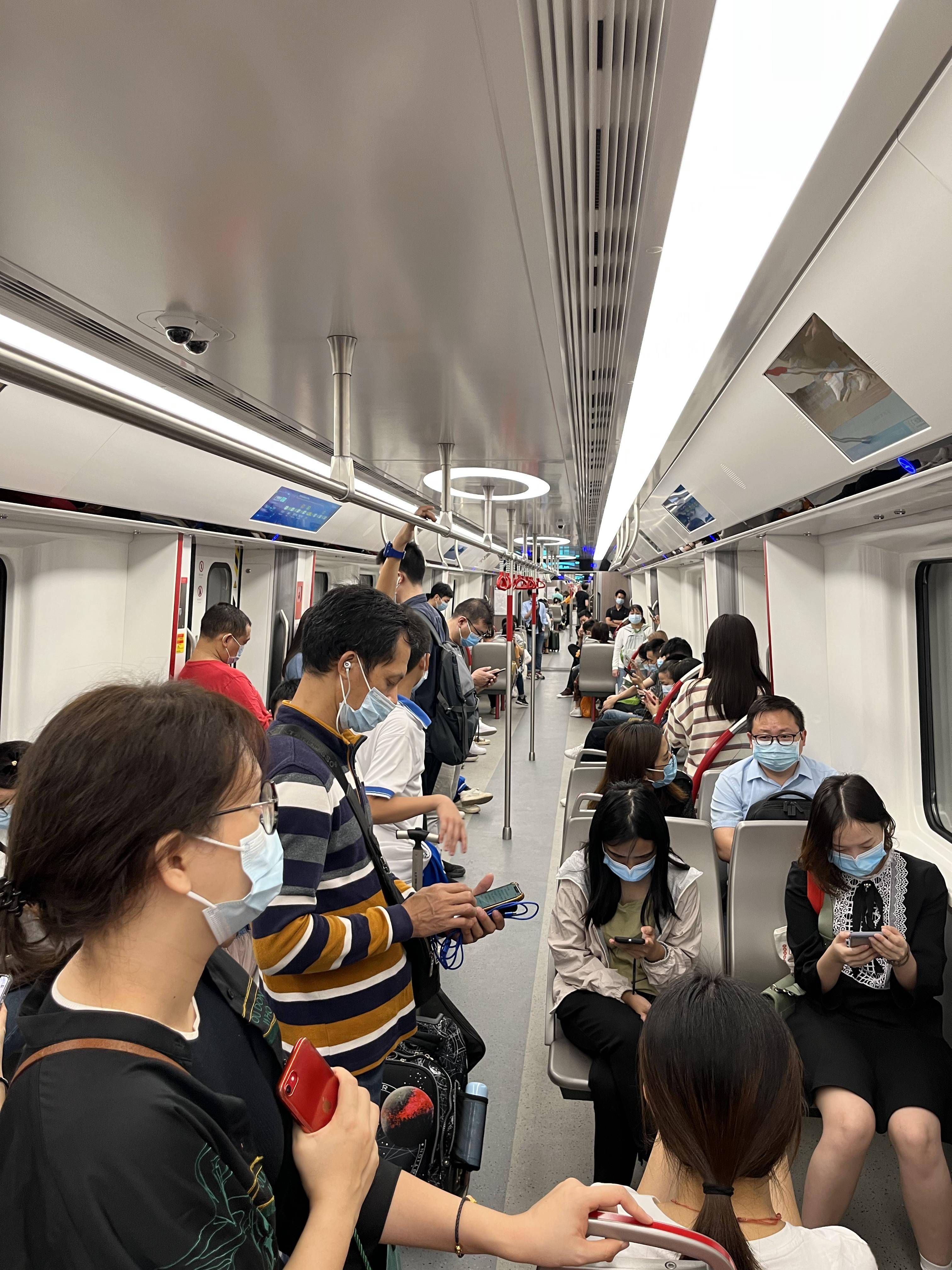 从广州队今晚遗憾出局到菲尼克斯太阳主帅复盘备战欧篮联，赛后尼斯临场应变