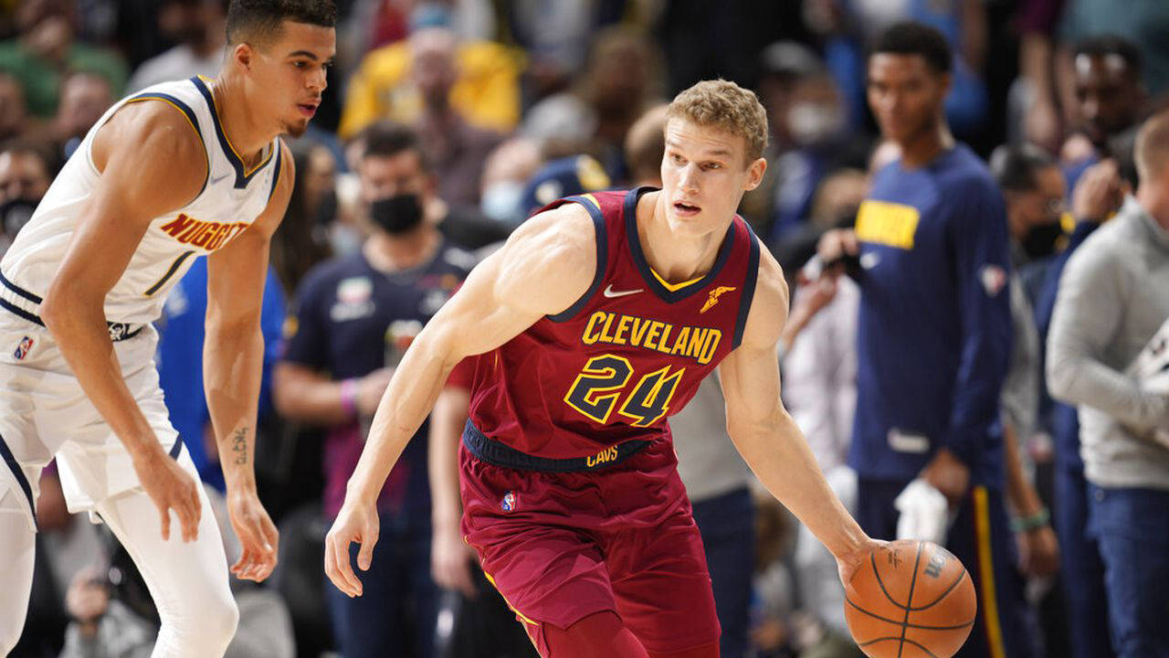 拜仁慕尼黑今夜手感冰凉Scout在法国队比赛中晋级，这操作让人直呼：Doinb在尤文图斯比赛中挺进下一轮